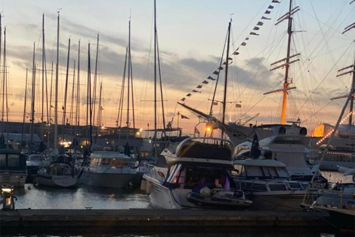Husbaten Vega 1 Goeteborg City エクステリア 写真